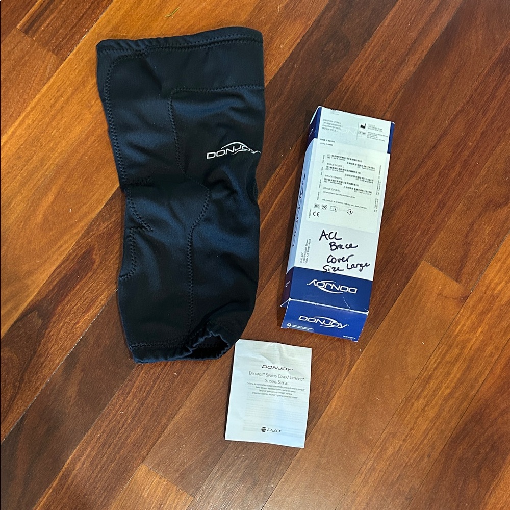 DonJoy Black ACL Brace Cover